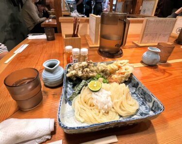 Comer “Udon” en Shinjuku: Udon Manda Jiro